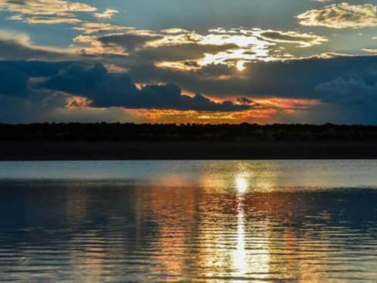 Die Dam - Transkalahari End Resort Gobabis Bagian luar foto