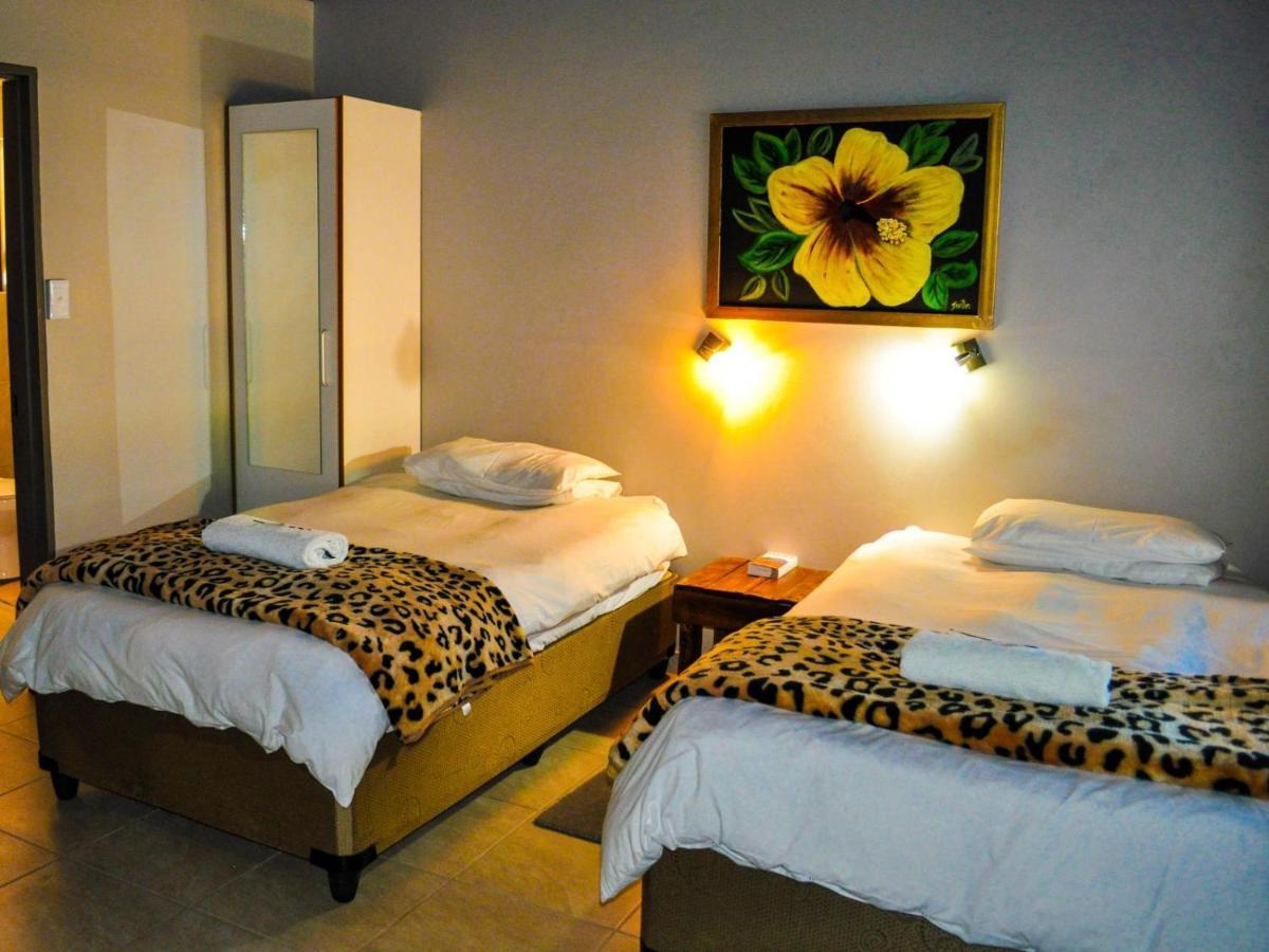 Die Dam - Transkalahari End Resort Gobabis Bagian luar foto